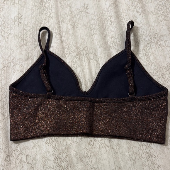 SKIMS Brown Sports Bra with Minimalist Design - Picture 3 of 4